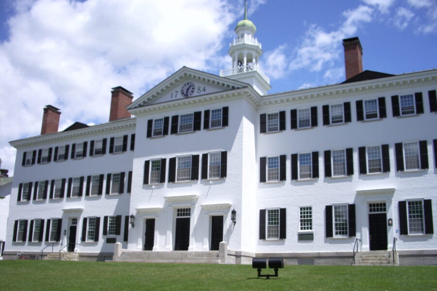 Dartmouth Hall, a colonial style building